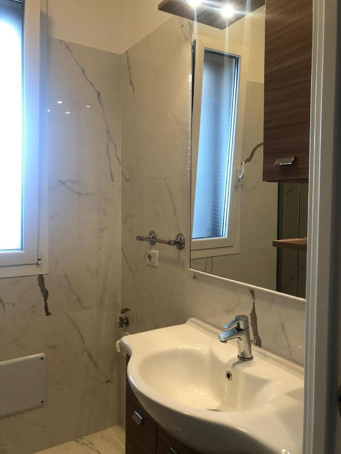 Le Colonie Apartments 切萨雷奥港 外观 照片
